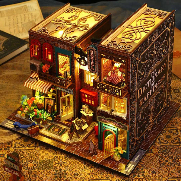 Scarbrough Hotel DIY Miniature House